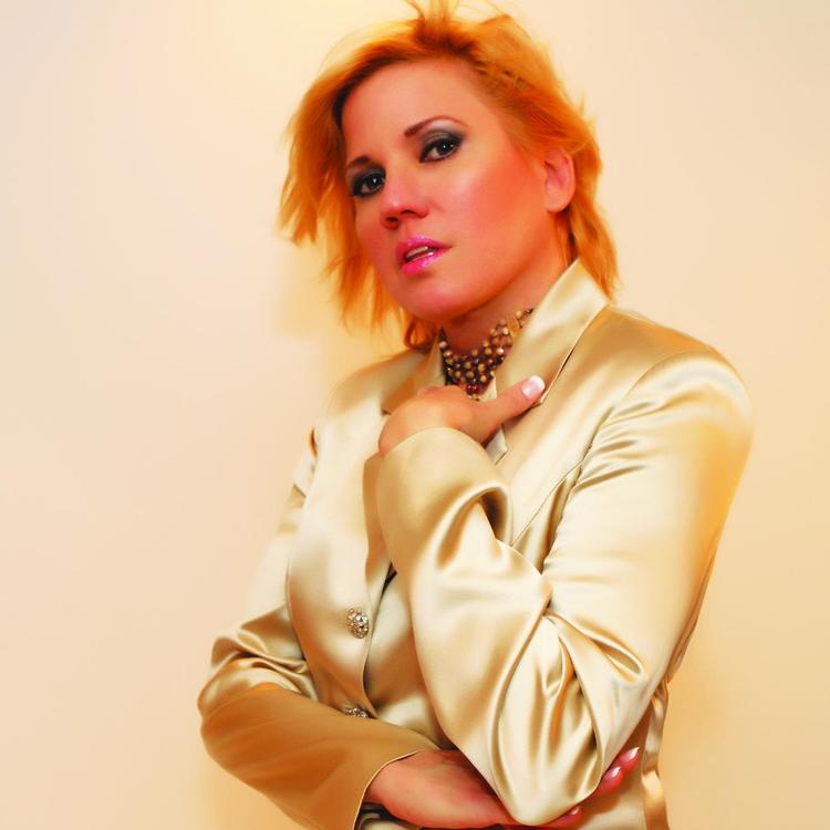 Suzanne Palmer's avatar image