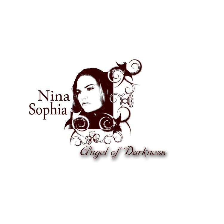 Nina-Sophia's avatar image