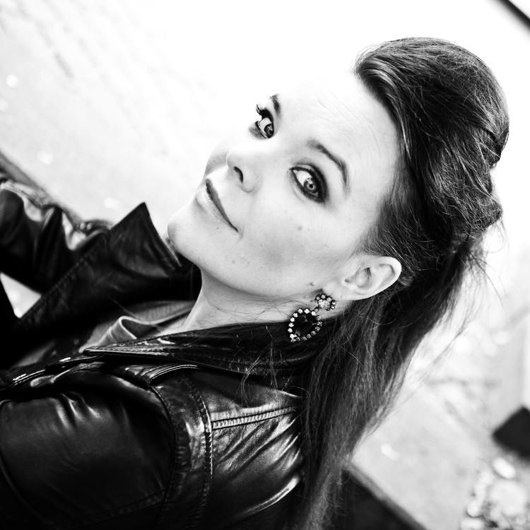 Anette Olzon's avatar image