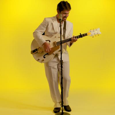 Amarelo (Dancei)'s cover