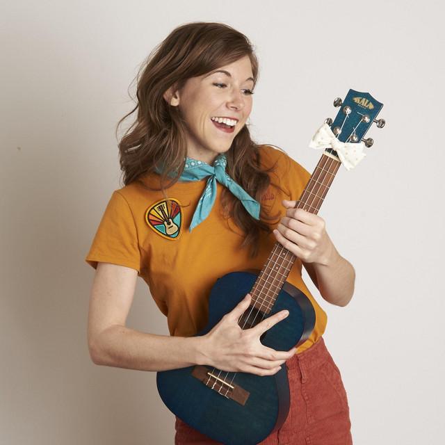 Emily Arrow's avatar image