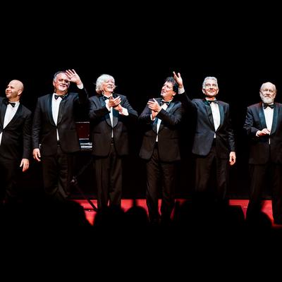Les Luthiers's cover