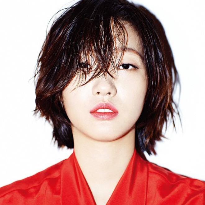 Kim Go Eun's avatar image
