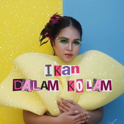 Bulan Triana's cover