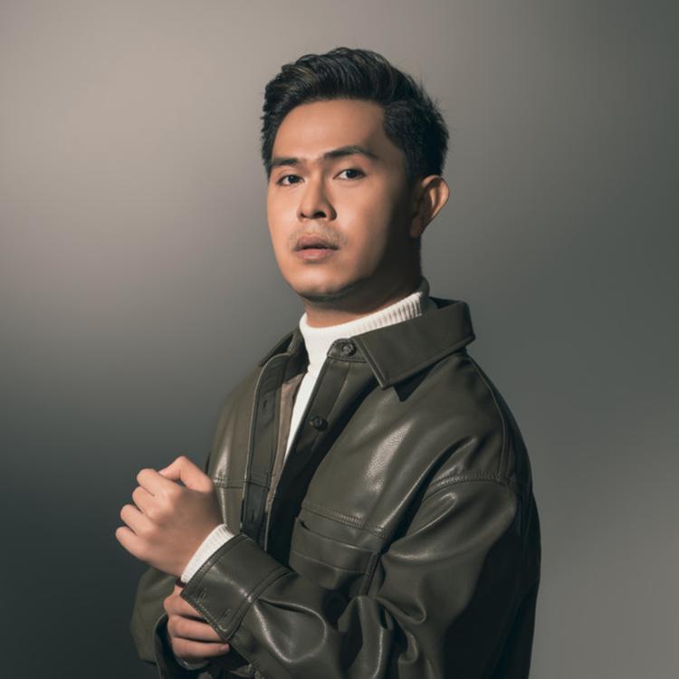 Cakra Khan's avatar image