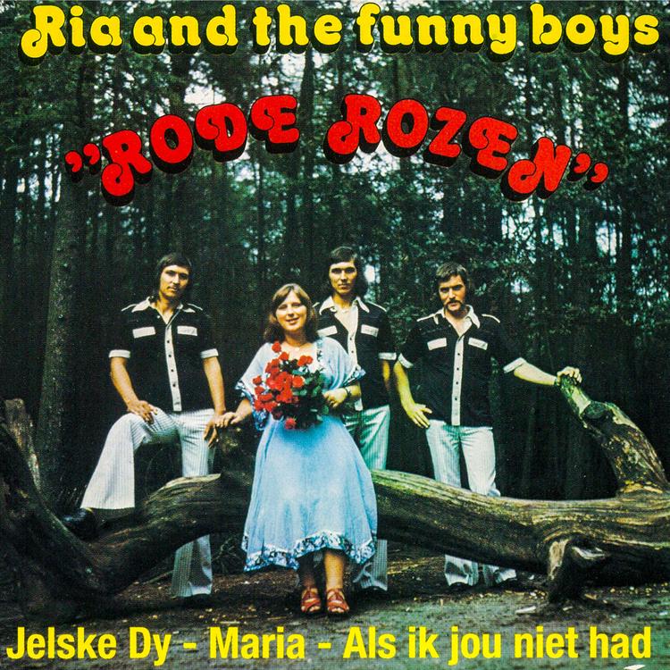 Ria and the Funny Boys's avatar image