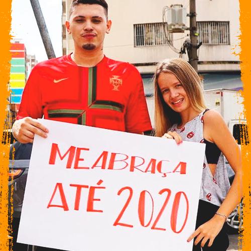 Me Abraça Até 2020's cover