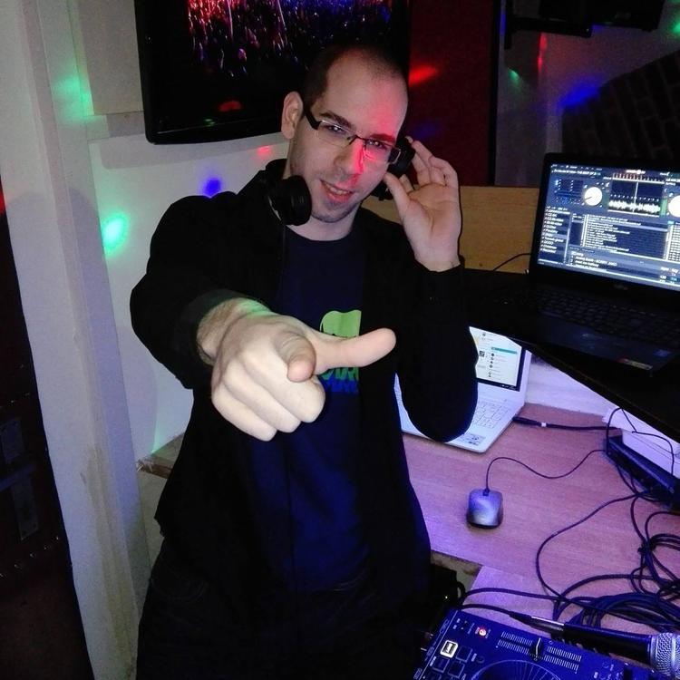 DJ Shark's avatar image