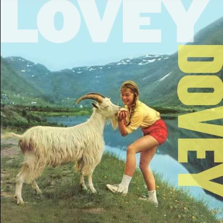 Lovey Dovey's avatar image