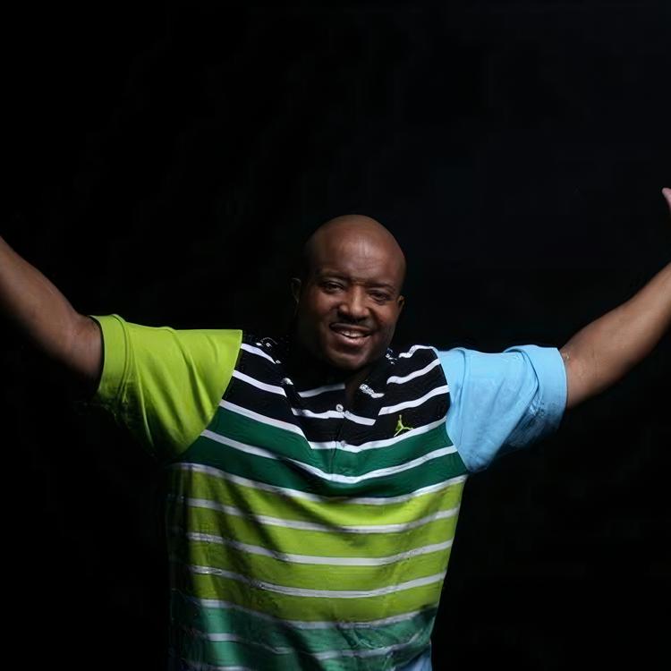 Young MC's avatar image