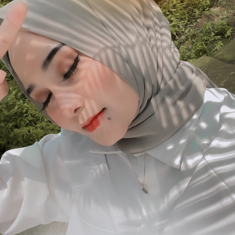 Nazia Marwiana's avatar image