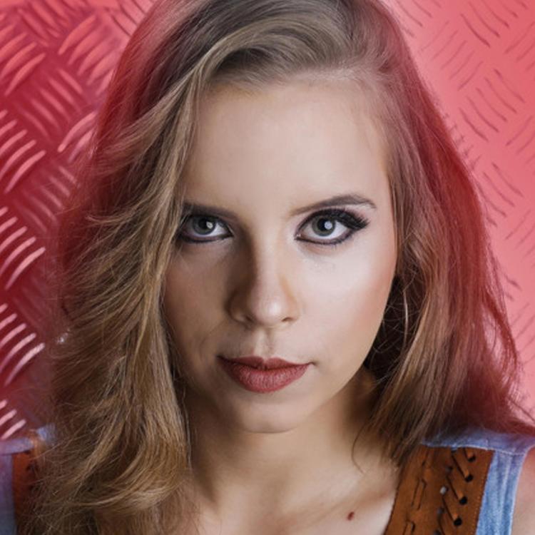 Liandra Polinski's avatar image