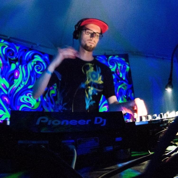 DJ Reborn's avatar image