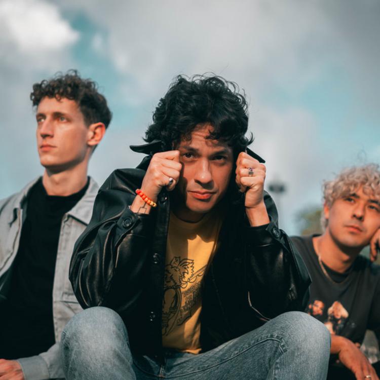 Last Dinosaurs's avatar image