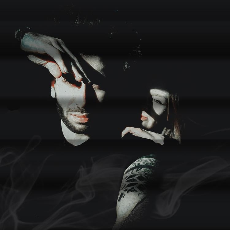 Alex Blood, Sarah's avatar image