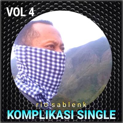 Komplikasi Single, Vol. 4's cover