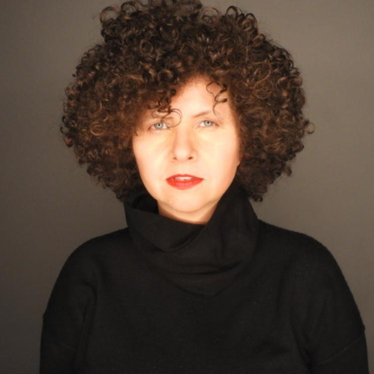 Roberta Campos's avatar image