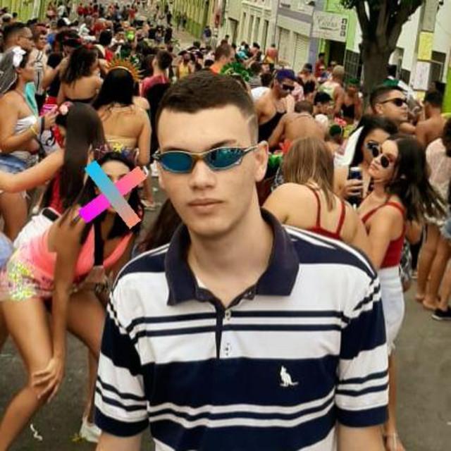 DJ Renan3000's avatar image