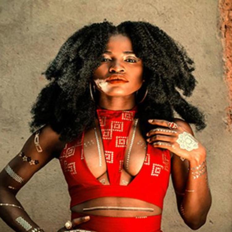 Reniss's avatar image