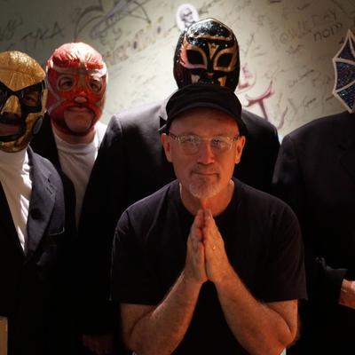 Los Straitjackets's cover