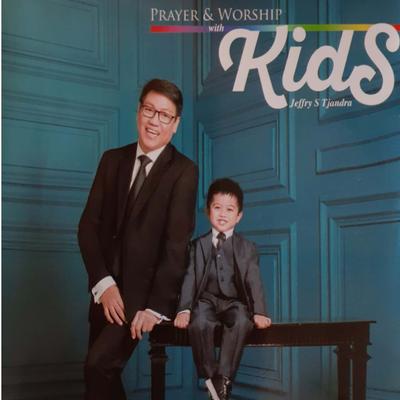 Prayer & Worship With Kids's cover