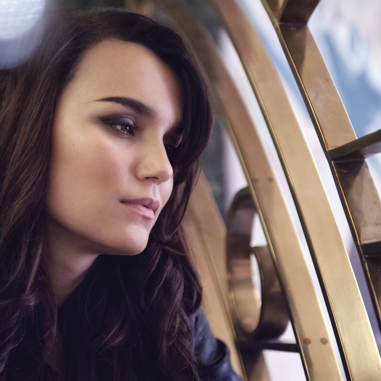 Samantha Barks's avatar image