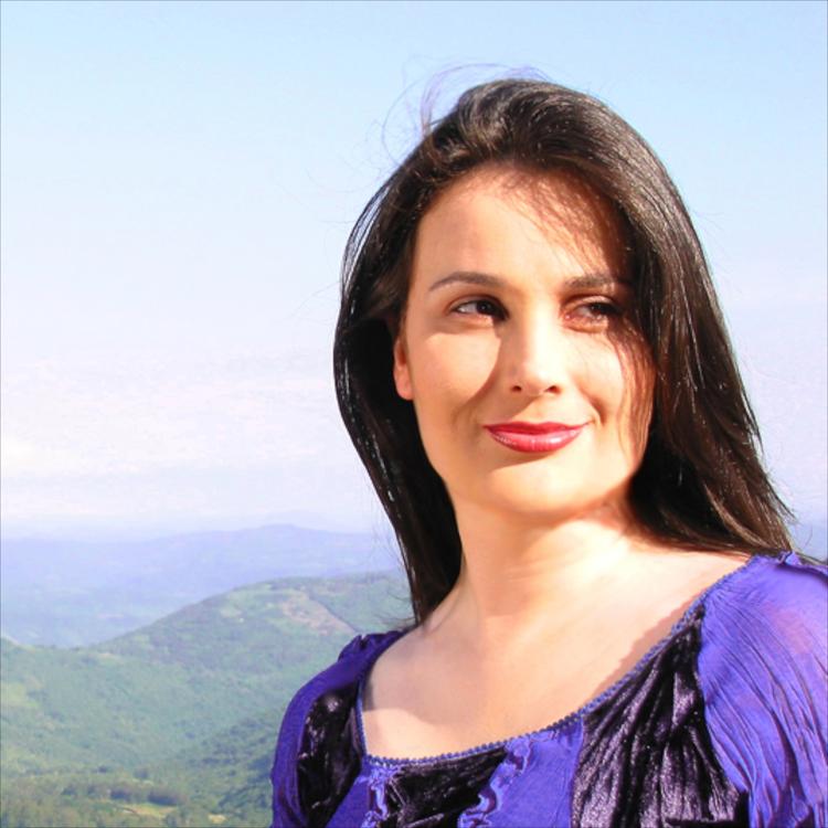 Fernanda Lara's avatar image