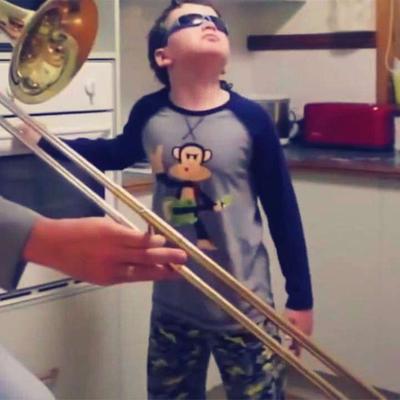 Freaks (XING KONG Edit) [AKA. When Mom Isn't Home]'s cover