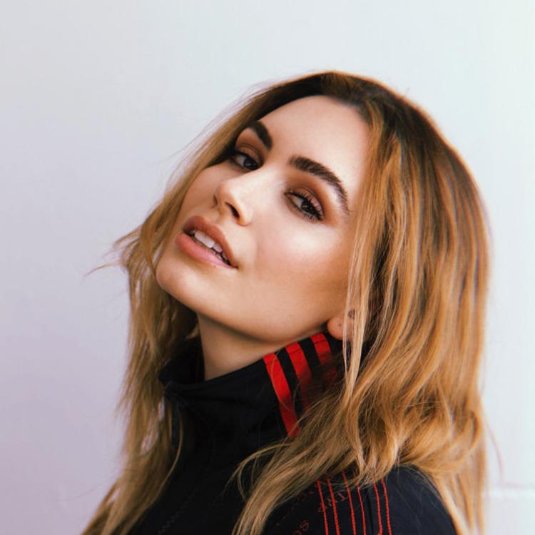 Sophie Simmons's avatar image