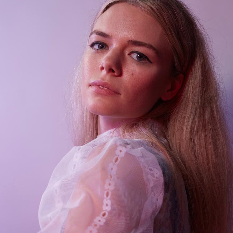 Chloe Foy's avatar image