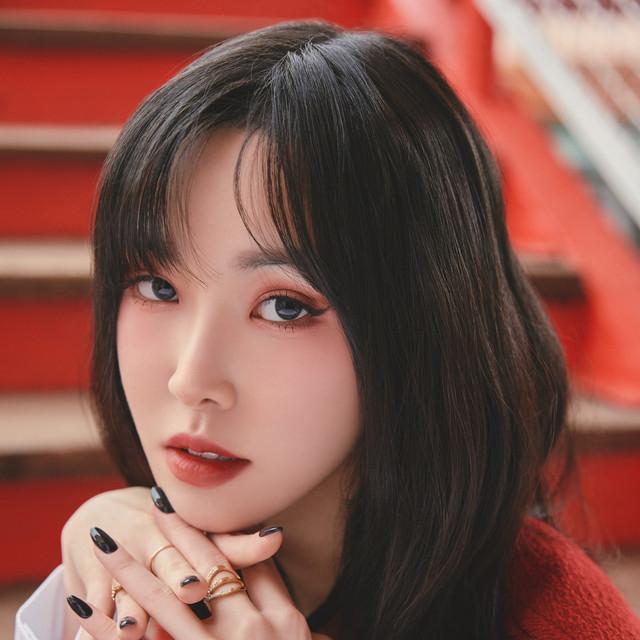 Yuju's avatar image