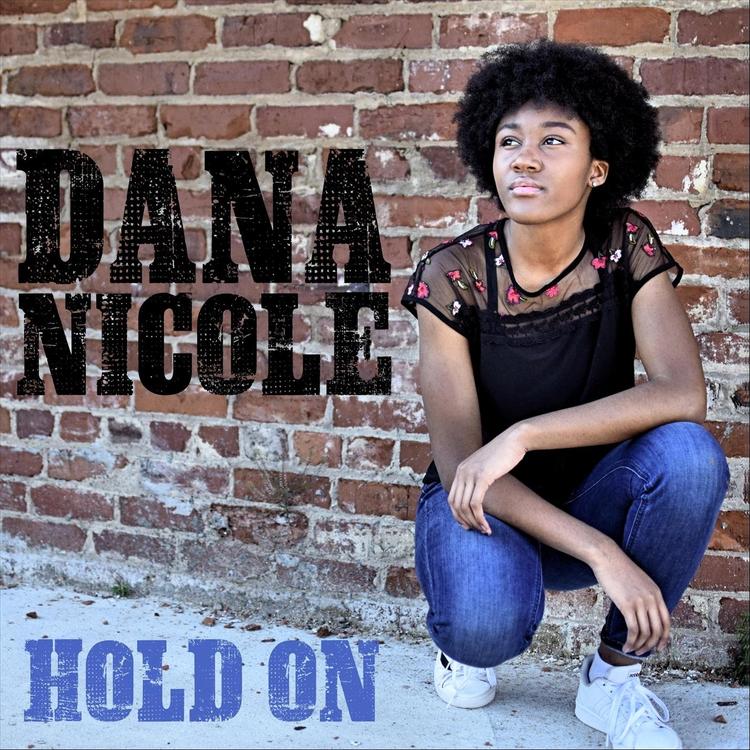 Dana Nicole's avatar image