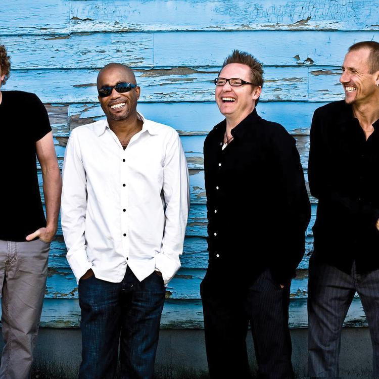 Hootie & The Blowfish's avatar image