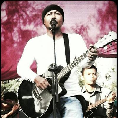 Titip Rindu Buat Ayah (Acoustic Version)'s cover