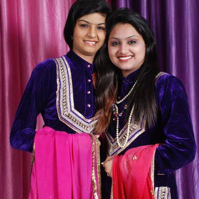 Nooran Sisters's cover