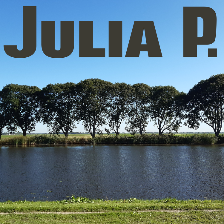 Julia P's avatar image