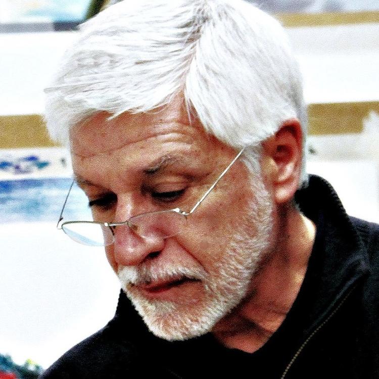 Carlos Oliva's avatar image