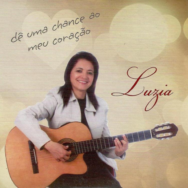 Luzia Maria's avatar image
