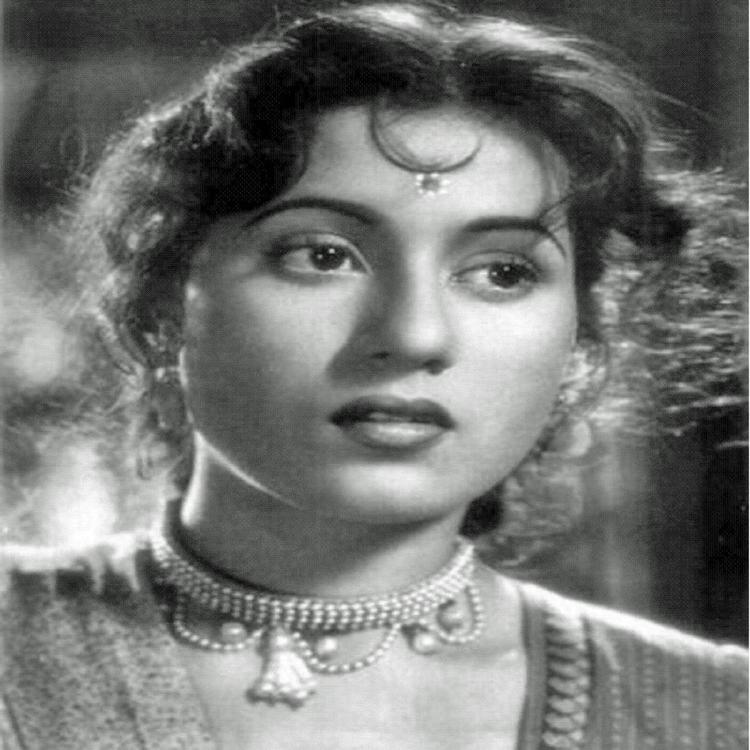 Shamshad Begum's avatar image