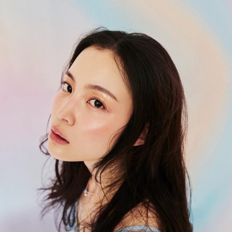 LeeHi's avatar image