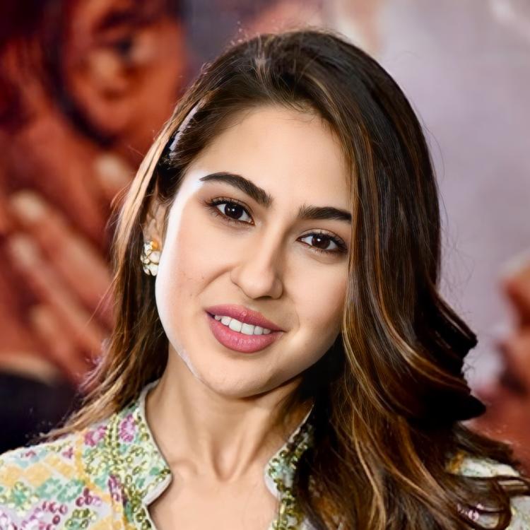 SARA KHAN's avatar image