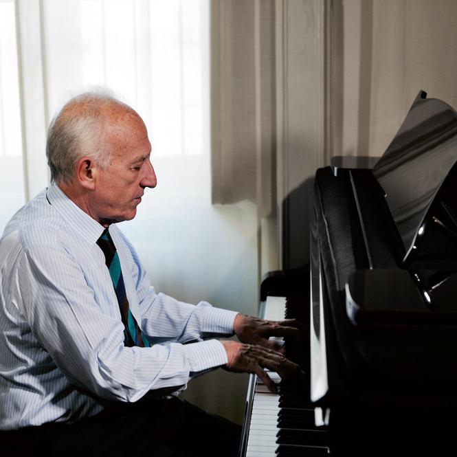 Maurizio Pollini's avatar image