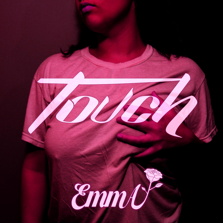 Emma B's avatar image