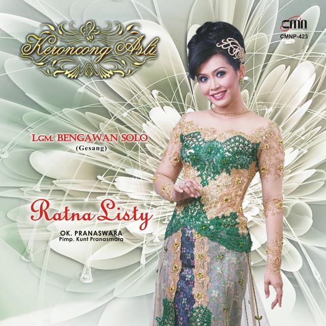 Ratna Listy's avatar image