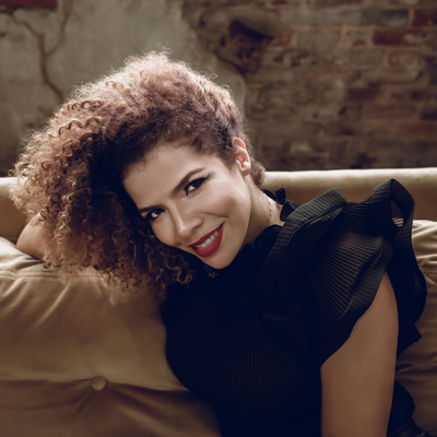 Vanessa Da Mata's cover