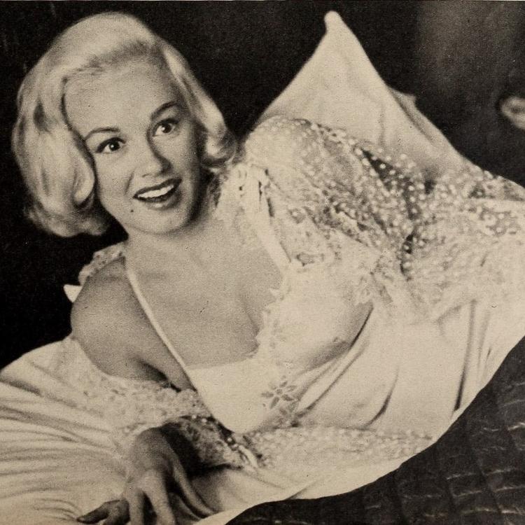 Mamie Van Doren's avatar image