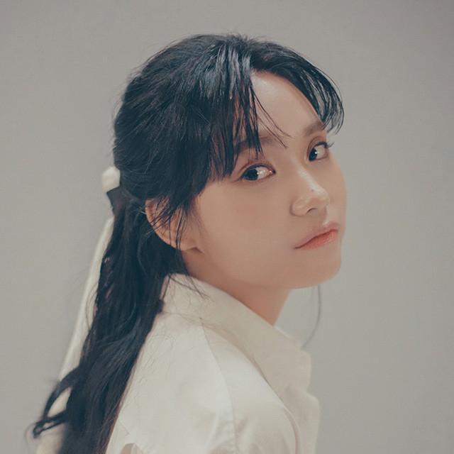 Lee Jin-Ah's avatar image