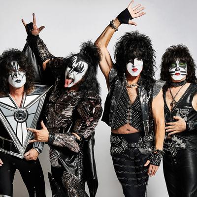 Kiss Band's cover