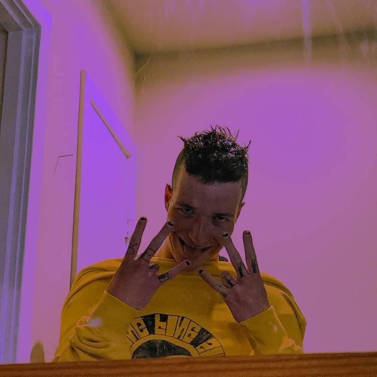 Yung Sheen's avatar image