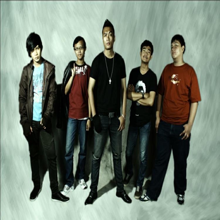 Laxira Band's avatar image